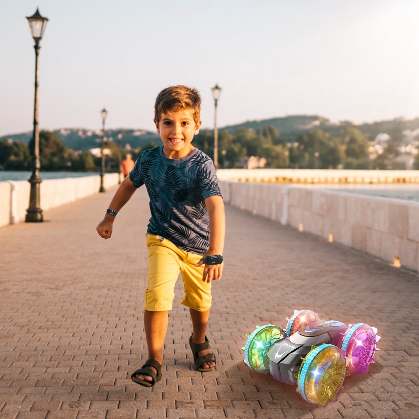 2 In 1 Amphibious RC Car Waterproof Stunt Car with Wrist Controller 4WD 360¡ Rotating Gesture Car with RGB Lights for Kids Aged 6+ Years Old Double-si