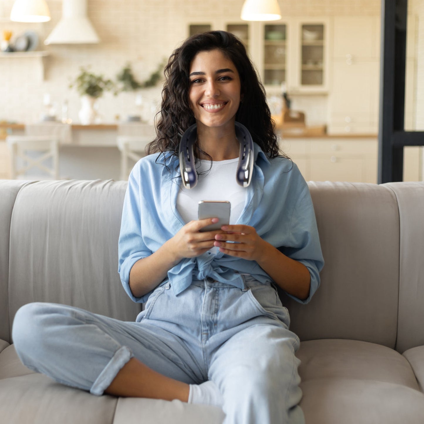 Portable Neck Cooling Fan With Type-C Charging Battery Hands-Free Bladeless Personal Fan 5 Speeds Digital Display Adjustable Neck Width for Man Woman