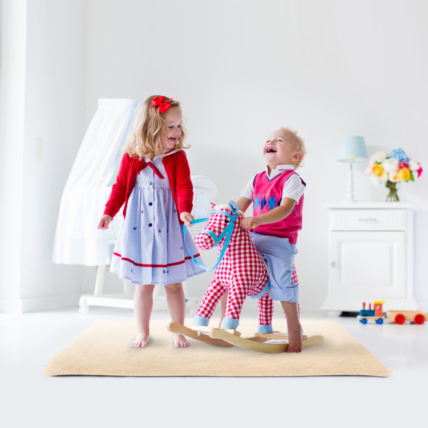 Fluffy Bedroom Rug 4Õ x 2.6Õ Anti-Skid Shaggy Area Rug Decorative Floor Carpet Mat for Nursery Bedroom Living Room