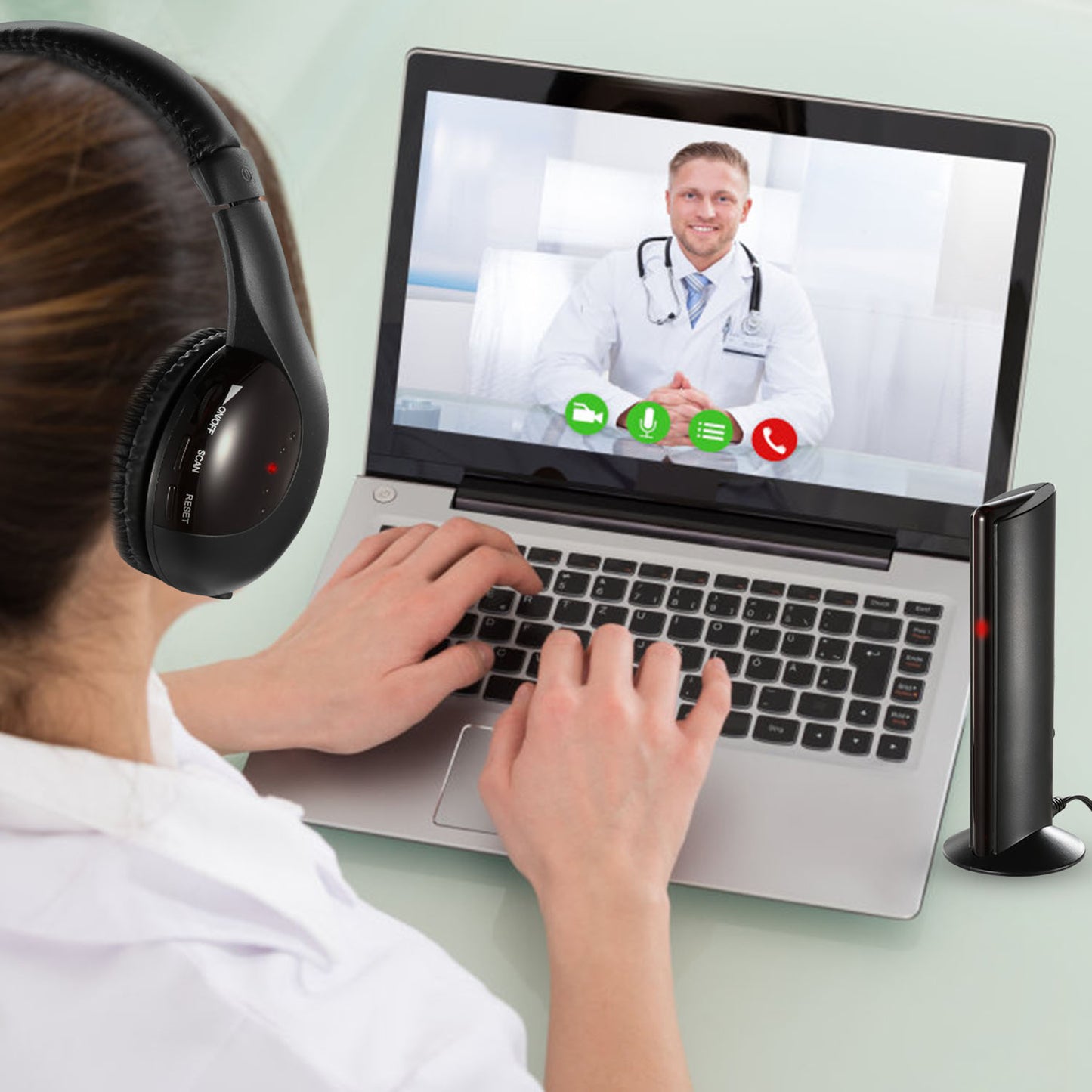 Wireless RF Headphones HiFi Over-Ear Headsets RF Transmitter Receiver w/ MicY-shaped Cable Monitoring Earphone 98.4ft Range for TV Radio CD