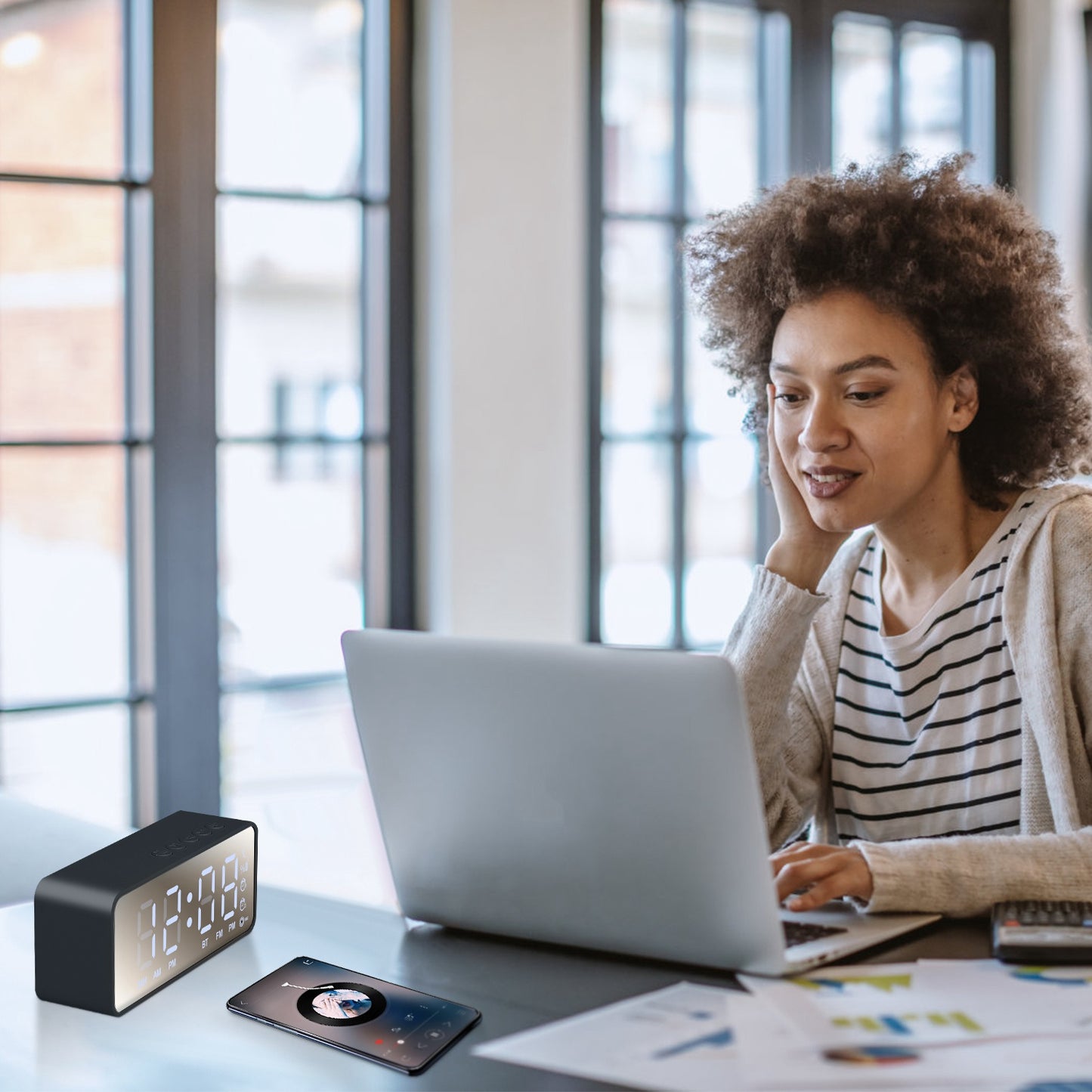 Mirror Digital Alarm Clock LED V5.0 Wireless Speaker Clock with FM Radio Temperature Display MMC Card Slot