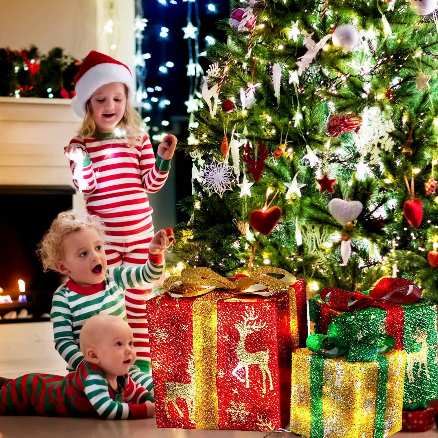 Set of 3 Christmas Lighted Gift Boxes Xmas Present Ornament 50 LED Christmas Box Decorations with Ribbon Bows IP44 Waterproof Battery Powered for Indo